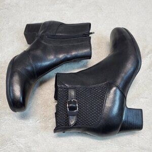 Clarks Rosalyn Lara Black Leather Side Zipper Office Ankle Boots Shoes Women 10